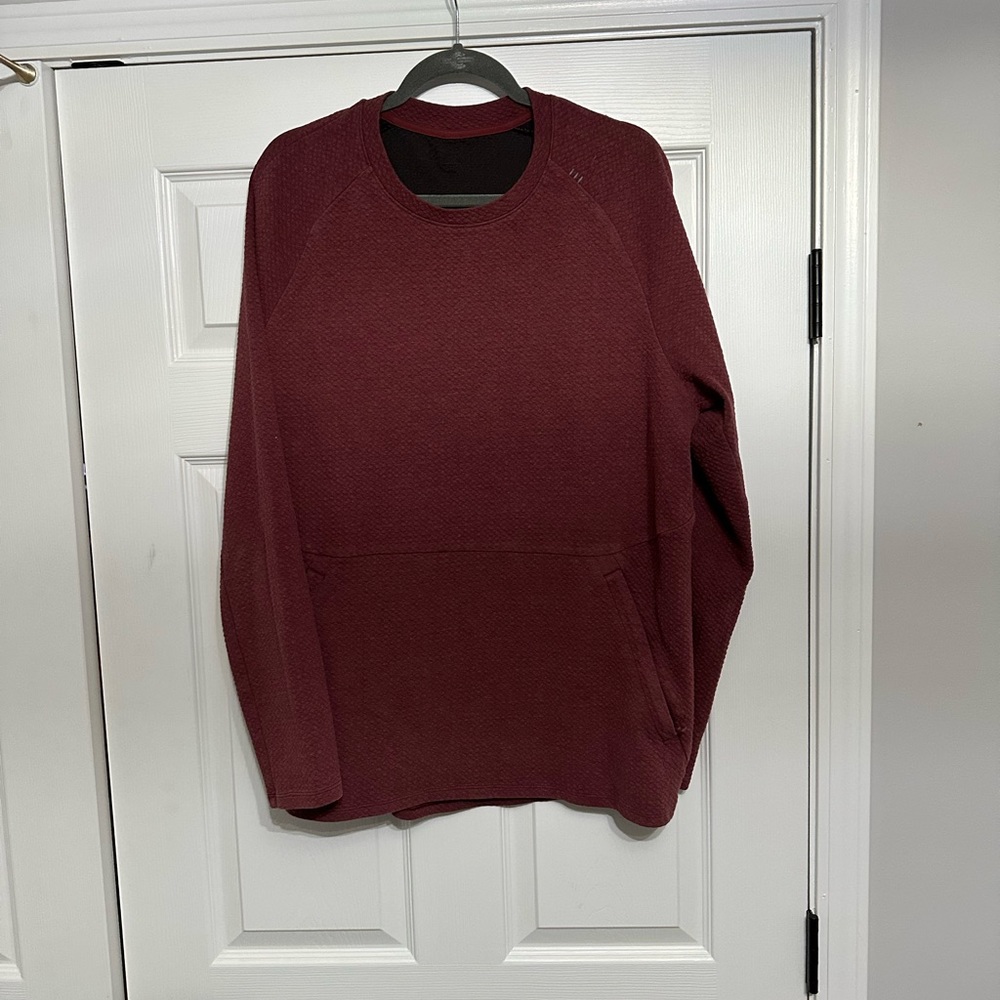 Lululemon tech pullover